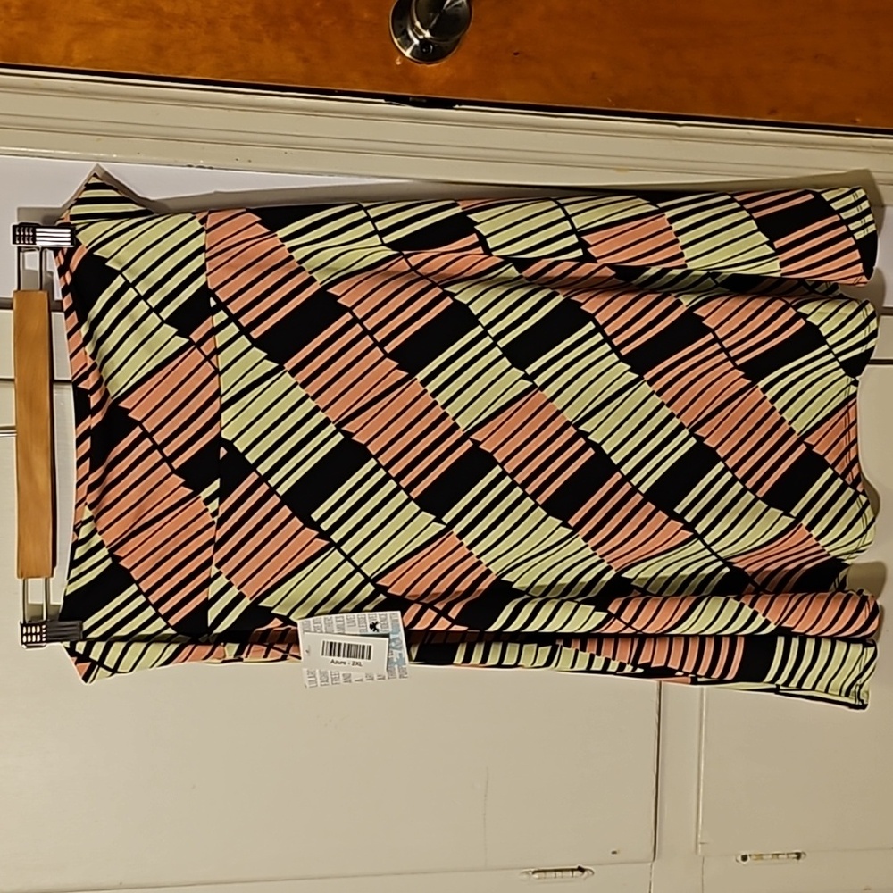 NWT LuLaRoe Azure Midi Skirt 2XL